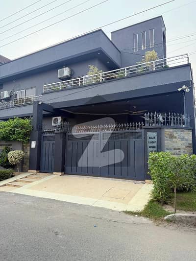 آرکیٹیکٹس انجنیئرز ۔ بلاک کے آرکیٹیکٹس انجنیئرز ہاؤسنگ سوسائٹی,لاہور میں 5 کمروں کا 10 مرلہ مکان 4.75 کروڑ میں برائے فروخت۔