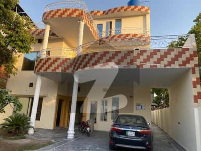 1 Kanal Beautiful Lower Portion For Rent In Aitchison Society