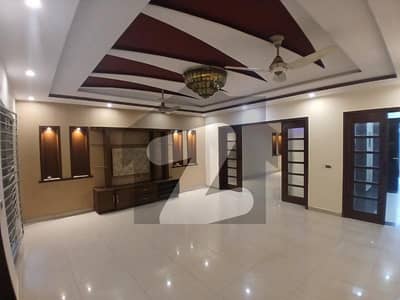 16 Marla Brand New Type House For Sale Available In Valencia Housing Society Lahore Bijli Pani Gas Available Facing Road 80 Foot