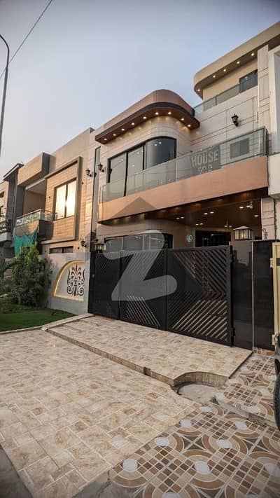 پارک ویو سٹی ۔ کرسٹل بلاک پارک ویو سٹی,لاہور میں 4 کمروں کا 5 مرلہ مکان 2.25 کروڑ میں برائے فروخت۔