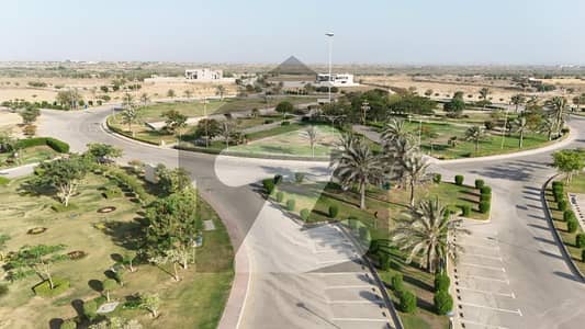 5200 Sq Yd FarmHouse Plot For Sale Bahria Town Karachi Spacious & Private with Lush Landscaping Potential | Ideal for Luxury Residence, Recreational Use or Investment | Near Main Jinnah Avenue & Key Amenities | Gated & Secure Environment.