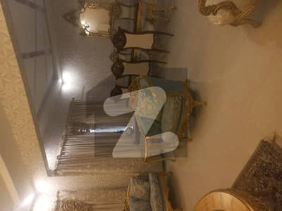 ڈی ایچ اے فیز 5 ڈی ایچ اے ڈیفینس,کراچی میں 4 کمروں کا 10 مرلہ مکان 7.0 کروڑ میں برائے فروخت۔