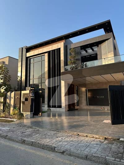 Architectural Masterpiece: 1 Kanal Brand New Luxury House for Sale Bahria Town Lahore  Description: