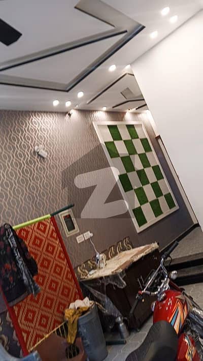 علامہ اقبال ٹاؤن گوجرانوالہ میں 3 کمروں کا 4 مرلہ مکان 1.12 کروڑ میں برائے فروخت۔