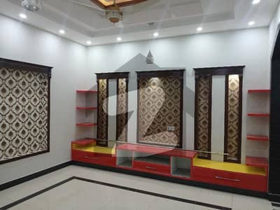 BEAUTIFUL GROUND PORTION FOR RENT