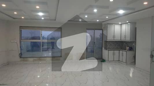 5 Marla Commercial Floor Available For Rent In Sector E Bahria Town Lahore