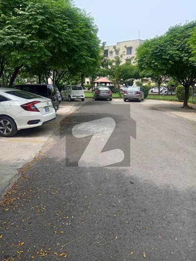 عسکری 11 - سیکٹر سی عسکری 11,عسکری,لاہور میں 2 کمروں کا 5 مرلہ فلیٹ 56.0 ہزار میں کرایہ پر دستیاب ہے۔