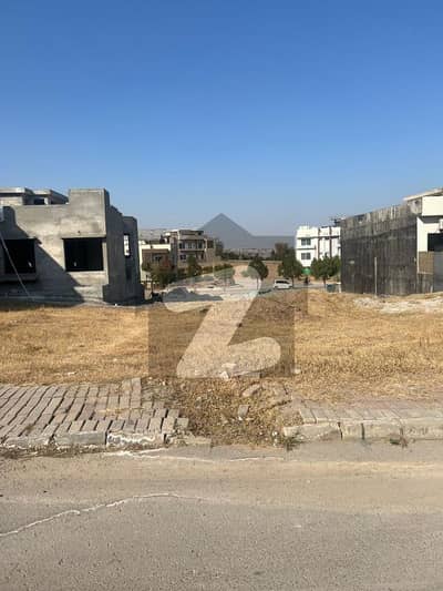 بحریہ گرینز۔ اوورسیز انکلیو - سیکٹر 3 بحریہ گرینز۔ اوورسیز انکلیو,بحریہ ٹاؤن فیز 8,بحریہ ٹاؤن راولپنڈی,راولپنڈی میں 10 مرلہ رہائشی پلاٹ 1.55 کروڑ میں برائے فروخت۔