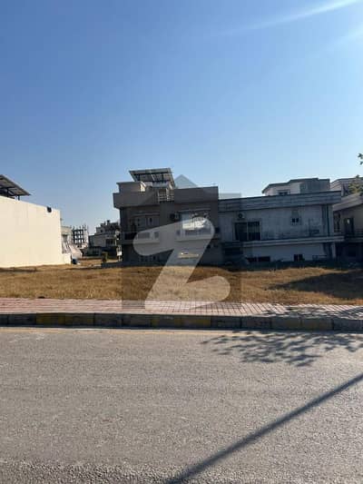 10 Marla Residential Plot for Sale in Overseas Sector, Bahria Town Phase 8