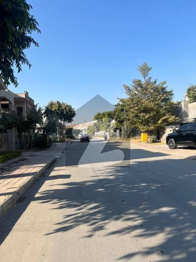 10 Marla Residential Plot for Sale in Overseas Sector, Bahria Town Phase 8