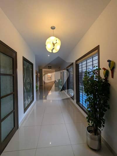 DHA OUTCLASS 6 BEDROOM With POOL BUNGALOW FOR RENT