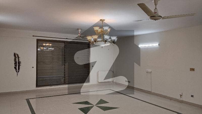 ایف ۔ 11 اسلام آباد میں 3 کمروں کا 1 کنال زیریں پورشن 1.5 لاکھ میں کرایہ پر دستیاب ہے۔ ایف ۔ 11 اسلام آباد میں 3 کمروں کا 1 کنال زیریں پورشن 1.5 لاکھ میں کرایہ پر دستیاب ہے۔