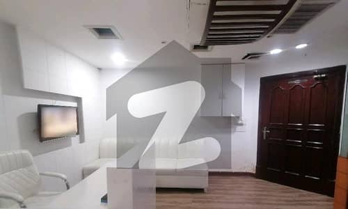 800 Square Feet Office For Grabs In Gulberg