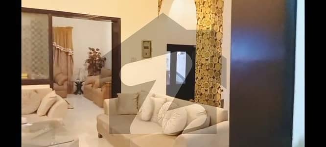 گلستان کالونی راولپنڈی میں 2 کمروں کا 6 مرلہ مکان 2.1 کروڑ میں برائے فروخت۔