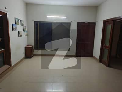 گلشنِ اقبال - بلاک 6 گلشنِ اقبال,گلشنِ اقبال ٹاؤن,کراچی میں 6 کمروں کا 16 مرلہ مکان 10.5 کروڑ میں برائے فروخت۔