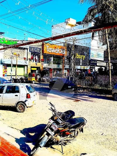 گلشنِ اقبال - بلاک 3 گلشنِ اقبال,گلشنِ اقبال ٹاؤن,کراچی میں 4 مرلہ دکان 4.5 کروڑ میں برائے فروخت۔