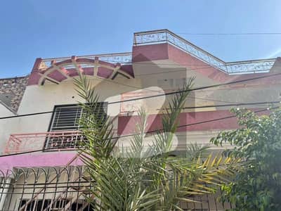 سلطان کالونی سرگودھا میں 5 کمروں کا 9 مرلہ مکان 2.9 کروڑ میں برائے فروخت۔