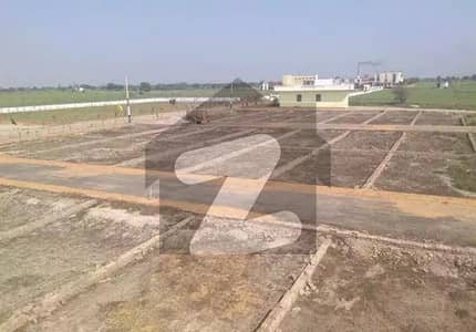 بحریہ ٹاؤن فیز 8 - بحریہ آرچرڈ بحریہ ٹاؤن فیز 8,بحریہ ٹاؤن راولپنڈی,راولپنڈی میں 1 کنال رہائشی پلاٹ 1.0 کروڑ میں برائے فروخت۔