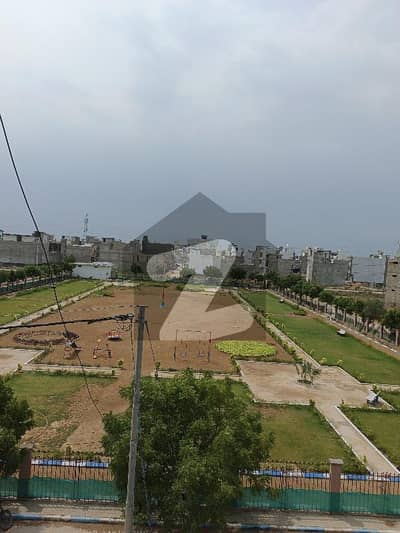 سیکٹر 31 ۔ پنجابی سوداگر سٹی فیز 2 سکیم 33 - سیکٹر 31,سکیم 33,کراچی میں 5 مرلہ رہائشی پلاٹ 1.3 کروڑ میں برائے فروخت۔