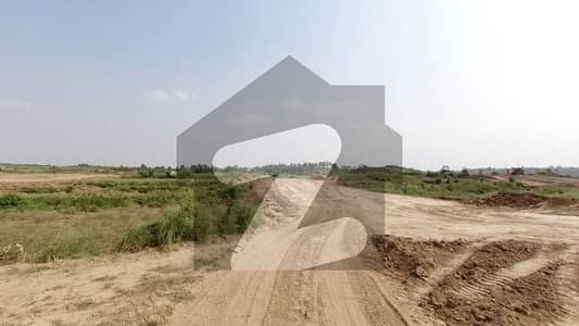 3200 Square Feet Residential Plot Is Available For sale In F-15/4