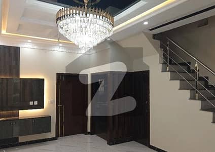 پاک عرب سوسائٹی فیز 1 - بلاک بی پاک عرب ہاؤسنگ سوسائٹی فیز 1,پاک عرب ہاؤسنگ سوسائٹی,لاہور میں 5 کمروں کا 10 مرلہ مکان 1.5 لاکھ میں کرایہ پر دستیاب ہے۔