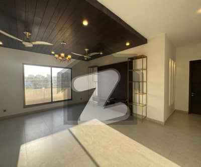 A Well Designed Prime Location House Is Up For sale In An Ideal Location In Karachi