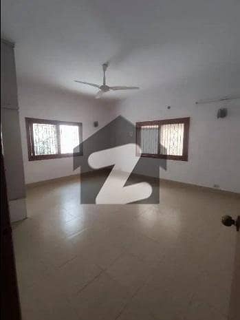 ڈی ایچ اے فیز 4 ڈی ایچ اے ڈیفینس,کراچی میں 3 کمروں کا 12 مرلہ زیریں پورشن 1.5 لاکھ میں کرایہ پر دستیاب ہے۔