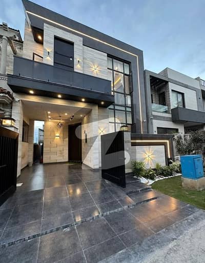 5 Marla OutClass Modern Design Luxury House Available For Rent IN DHA Phase 9 Town 5 Marla OutClass Modern Design Luxury House Available For Rent IN DHA Phase 9 Town