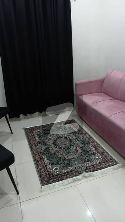 ڈی ایچ اے فیز 7 ایکسٹینشن ڈی ایچ اے ڈیفینس,کراچی میں 2 کمروں کا 4 مرلہ فلیٹ 1.4 لاکھ میں کرایہ پر دستیاب ہے۔