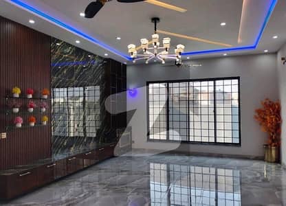 1 Kanal House For sale Available In Bahria Town