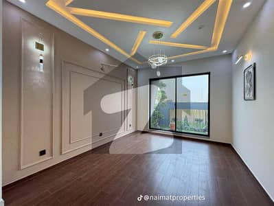 10 MARLA BRAND NEW HOUSE AVAILABLE FOR RENT