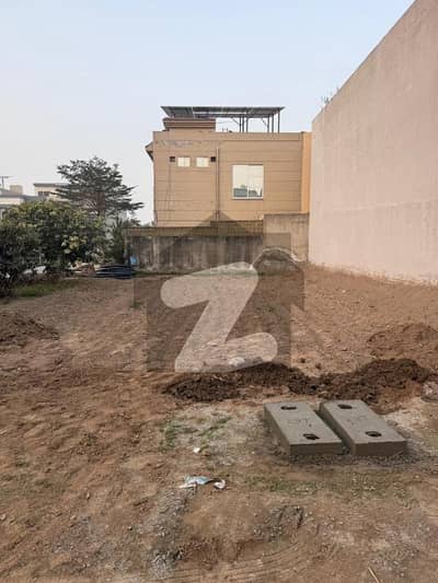 پارک ویو سٹی ۔ کرسٹل بلاک پارک ویو سٹی,لاہور میں 10 مرلہ رہائشی پلاٹ 1.1 کروڑ میں برائے فروخت۔