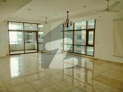 Prime Location 2632 Square Feet Flat Is Available In Affordable Price In Emaar Pearl Towers