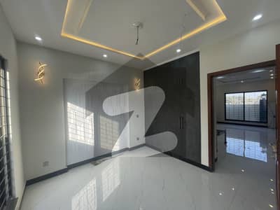 Ideal Family House for Rent 5 Marla | Mohafiz Town Phase 02