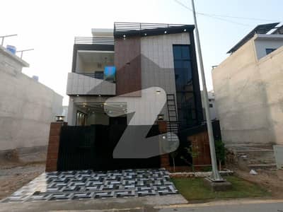 پارک ویو سٹی - ٹولپ اوورسیز پارک ویو سٹی,لاہور میں 4 کمروں کا 5 مرلہ مکان 2.4 کروڑ میں برائے فروخت۔