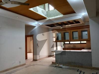 14 Marla Upper Portion For Rent In Beautiful I-8/3