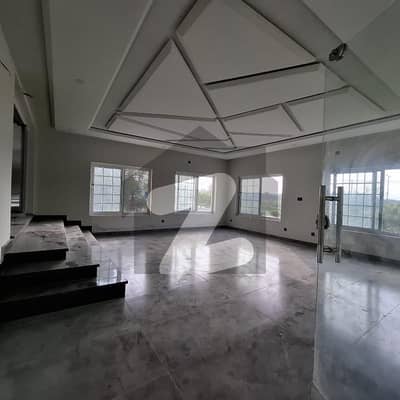 آئی ۔ 10 اسلام آباد میں 3 کنال عمارت 56.0 لاکھ میں کرایہ پر دستیاب ہے۔