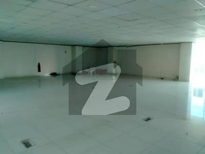 ایف ۔ 7 مرکز ایف ۔ 7,اسلام آباد میں 7 کمروں کا 12 مرلہ دفتر 9.0 لاکھ میں کرایہ پر دستیاب ہے۔