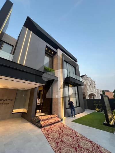 1 Kanal Brand New Upper Portion For Rent