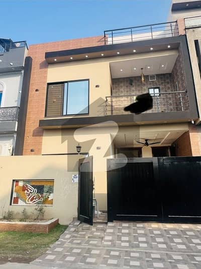 5 Marla Brand New House For Sale Direct Meeting With Owner In Parkview City Lahore