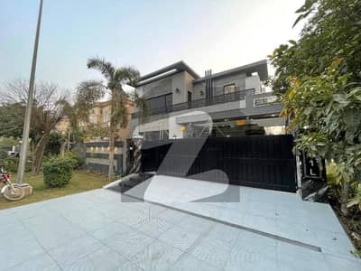 1 Kanal Brand New Upper Portion Available For Rent