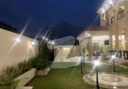 گارڈن ٹاؤن لاہور میں 7 کمروں کا 2 کنال مکان 19.0 کروڑ میں برائے فروخت۔