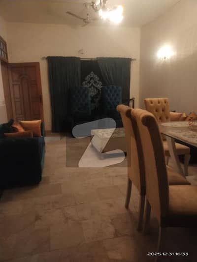 نیواقبال پارک کینٹ کینٹ,لاہور میں 4 کمروں کا 7 مرلہ مکان 2.65 کروڑ میں برائے فروخت۔