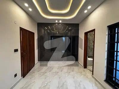 Beautiful, Neat And Clean House In Paragon City