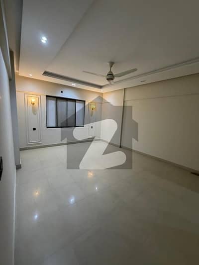 ڈی ایچ اے فیز 2 ڈی ایچ اے ڈیفینس,کراچی میں 3 کمروں کا 10 مرلہ فلیٹ 3.5 کروڑ میں برائے فروخت۔