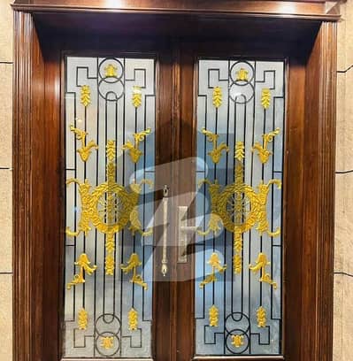 Brand New 10 Marla Modern House In Overseas B | Prime Location | Designer Built | Offered By Hadi Lines