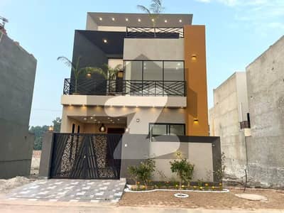 Near to Park House 4 Marla For sale In Buch Villas Phase 2 - Manik Block