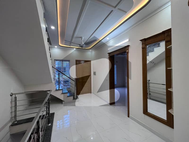 جی ۔ 14/4 جی ۔ 14,اسلام آباد میں 4 کمروں کا 4 مرلہ مکان 4.0 کروڑ میں برائے فروخت۔ جی ۔ 14/4 جی ۔ 14,اسلام آباد میں 4 کمروں کا 4 مرلہ مکان 4.0 کروڑ میں برائے فروخت۔