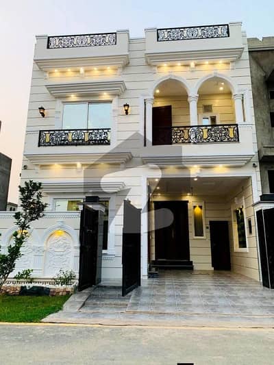 پارک ویو سٹی ۔ ڈائمنڈ بلاک پارک ویو سٹی,لاہور میں 4 کمروں کا 5 مرلہ مکان 2.0 کروڑ میں برائے فروخت۔