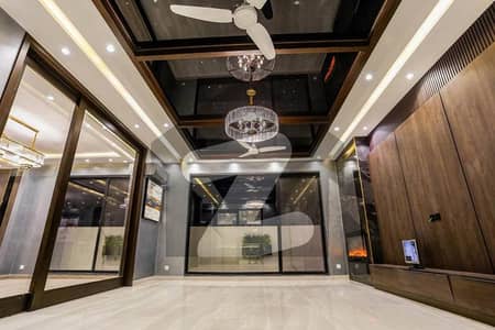 ڈی ایچ اے فیز 8 سابقہ ​​پارک ویو ڈی ایچ اے فیز 8,ڈی ایچ اے ڈیفینس,لاہور میں 3 کمروں کا 1 کنال بالائی پورشن 90.0 ہزار میں کرایہ پر دستیاب ہے۔